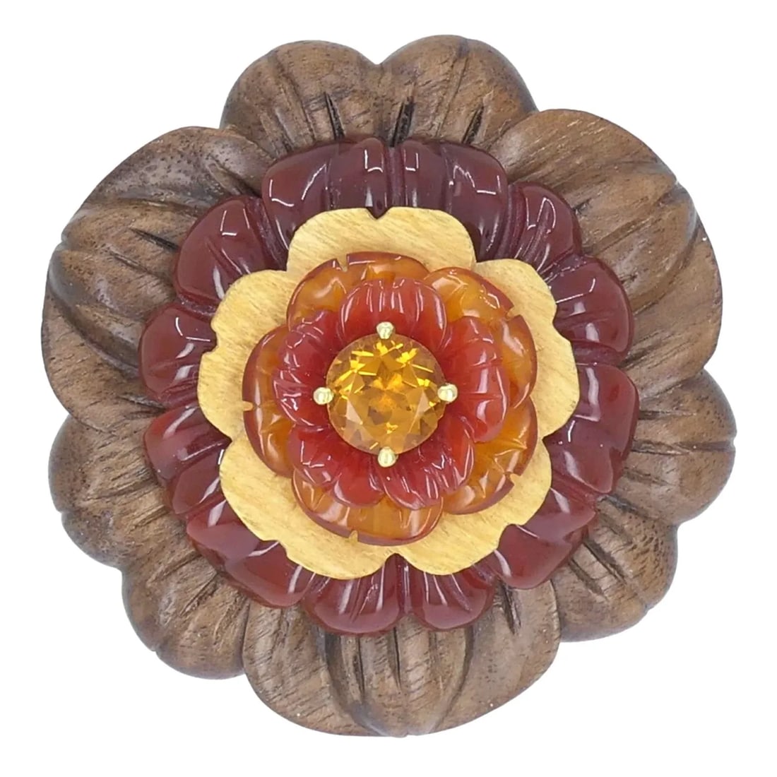 BETTINA GABETTI FOR TRIANON FLOWER BROOCH 18K GOLD CARVED WOOD CARNELIAN CITRINE: BETTINA GABETTI FOR TRIANON FLOWER BROOCH 18K GOLD CARVED WOOD CARNELIAN CITRINE KL UGTO This carved wood and gemstone brooch by Bettina Gabetti for Trianon is a striking example of the house’s dist