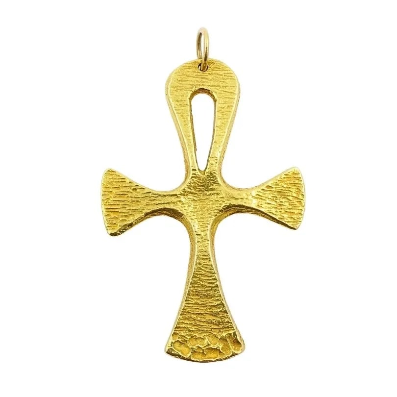 POMELLATO 18K YELLOW GOLD ANKH CROSS PENDANT: Pomellato 18k Yellow Gold Ankh Cross Pendant ES UUOO Product details: DESIGNER: Pomellato CIRCA: Late 20th Century MATERIALS: 18K Gold WEIGHT: 20 Grams MEASUREMENTS: 1 9/16" x 2 3/8" HALLMARKS: Pomell