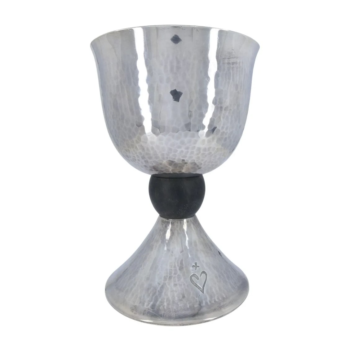 1920’S FRENCH STERLING SILVER LARGE CHALLAH GOBLET CUP: 1920’S FRENCH STERLING SILVER LARGE CHALLAH GOBLET CUP KL ROO This elegant antique French silver goblet showcases refined craftsmanship and timeless form, featuring a hand-hammered finish that gives