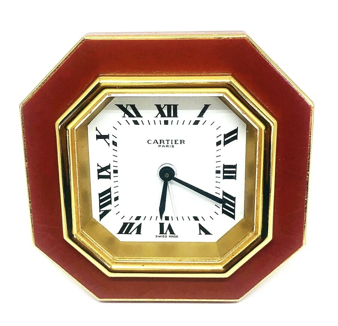 VINTAGE CARTIER GOLD ENAMEL DESK CLOCK COLLECTABLE DECORATIVE: VINTAGE CARTIER GOLD ENAMEL DESK CLOCK COLLECTABLE DECORATIVE VINTAGE CARTIER GOLD ENAMEL DESK CLOCK COLLECTABLE DECORATIVE Vintage Cartier Gold Enamel Desk Clock Collectable Decorative Material: 18K 