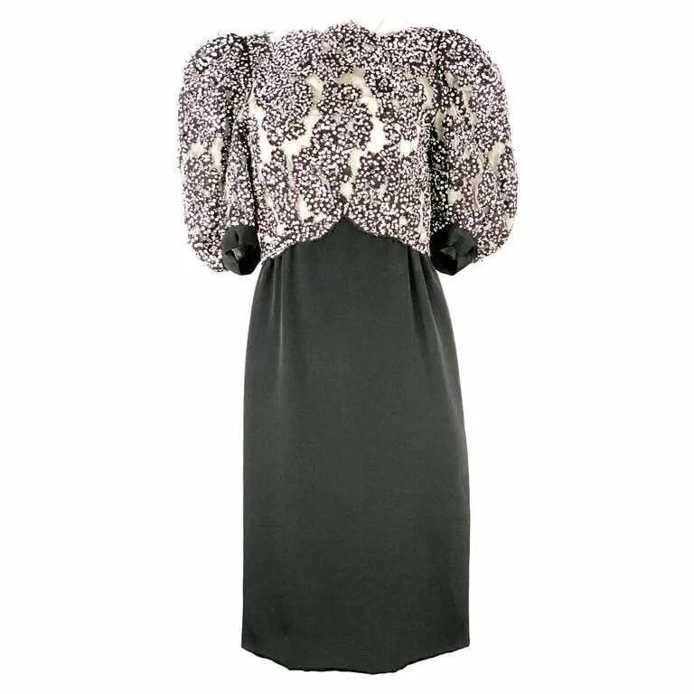 VINTAGE MICHAEL NOVARESE BLACK AND WHITE SEQUIN SILK EVENING DRESS SIZE SMALL: VINTAGE MICHAEL NOVARESE BLACK AND WHITE SEQUIN SILK EVENING DRESS SIZE SMALL VINTAGE MICHAEL NOVARESE BLACK AND WHITE SEQUIN SILK EVENING DRESS SIZE SMALL Vintage MICHAEL NOVARESE Black and White Seq
