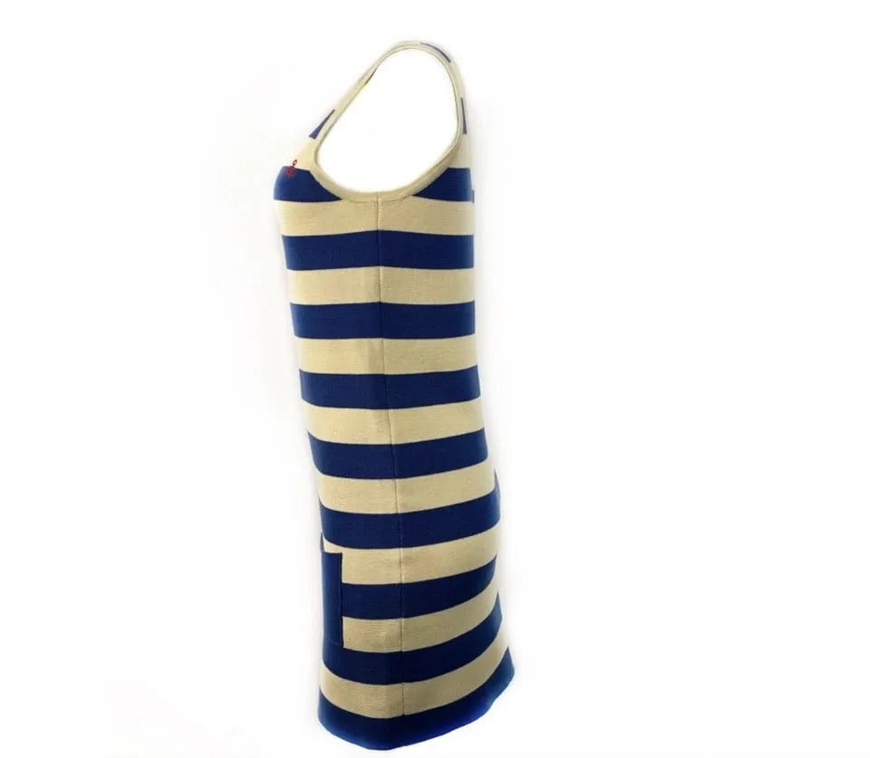 SONIA BY SONIA RYKIEL SAILOR IVORY AND BLUE TANK MINI DRESS SIZE M: SONIA BY SONIA RYKIEL SAILOR IVORY AND BLUE TANK MINI DRESS SIZE M SONIA BY SONIA RYKIEL SAILOR IVORY AND BLUE TANK MINI DRESS SIZE M Size M Ivory and blue striped pattern with embroider red anchor an