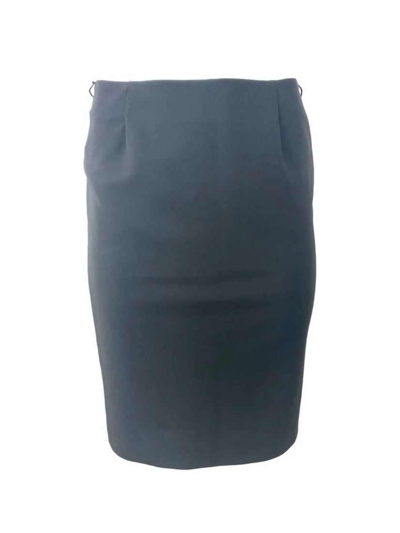 PRADA BLACK PENCIL SKIRT, SIZE 40: PRADA BLACK PENCIL SKIRT, SIZE 40 PRADA BLACK PENCIL SKIRT, SIZE 40 PRADA BLACK PENCIL SKIRT, SIZE 40 The skirt is designed by Prada, it features mini/ mid length, rear concealed zip closure and rear 