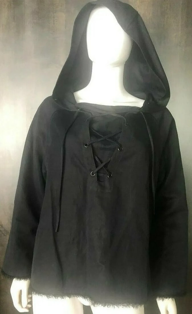 NILI LOTAN CASUAL BLACK HOODIE TOP SIZE M: NILI LOTAN CASUAL BLACK HOODIE TOP SIZE M NILI LOTAN CASUAL BLACK HOODIE TOP SIZE M NILI LOTAN Casual Black Hoodie Top Size M Size: Medium Material: 53% Cotton 47% Rayon Color: Black Featuring pocket 