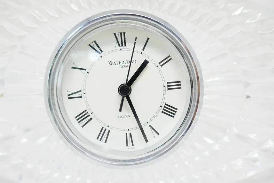 COLLECTIBLE JAPAN WATERFORD CRYSTAL QUARTZ DESK SHELF CLOCK: COLLECTIBLE JAPAN WATERFORD CRYSTAL QUARTZ DESK SHELF CLOCK COLLECTIBLE JAPAN WATERFORD CRYSTAL QUARTZ DESK SHELF CLOCK COLLECTIBLE Japan Waterford Crystal Quartz Desk Shelf Clock · Weight: 2.10kg (4