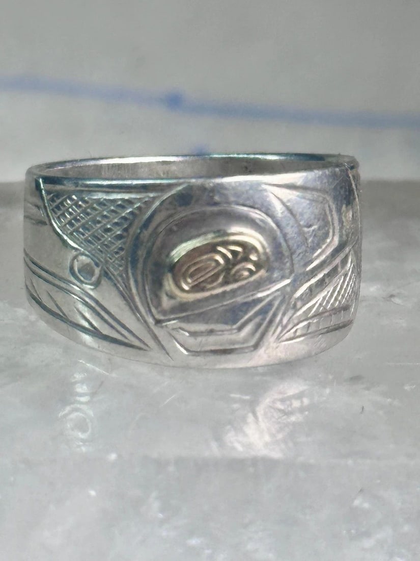 PACIFIC NORTHWEST RING BIRD THUNDERBIRD RAVEN BAND GOLD EYE 14K STERLING SILVER: PACIFIC NORTHWEST RING BIRD THUNDERBIRD RAVEN BAND GOLD EYE 14K STERLING SILVER Pacific Northwest ring bird Thunderbird Raven band gold eye 14K sterling silver size 11 women men Size 11 Width. 1/2" Th