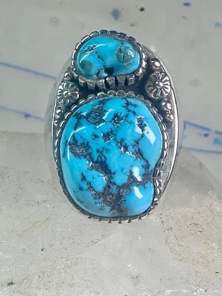 NAVAJO RING TURQUOISE SIZE 10.75 HEAVY STERLING SILVER WOMEN MEN SIGNED WT: NAVAJO RING TURQUOISE SIZE 10.75 HEAVY STERLING SILVER WOMEN MEN SIGNED WT Navajo ring turquoise Size 10.75 Heavy sterling silver women men signed WT Size 10.75 Weight 26.3g Length 1 3/16" Width. 11/1