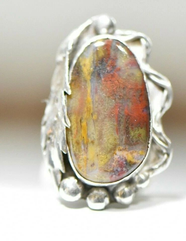 LONG AGATE RING SOUTHWEST TRIBAL STERLING SILVER WOMEN SIZE 6: LONG AGATE RING SOUTHWEST TRIBAL STERLING SILVER WOMEN SIZE 6 Long Agate Ring Southwest Tribal sterling silver women Reds Yellows Very Vibrant Agate Size 6 Weight 12.7g Widest part of band 1 1/2" Thin