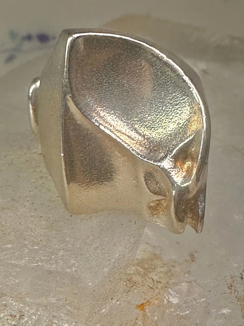 BJORN WECKSTROM RING SIZE 7 BAND STERLING SILVER WOMEN: BJORN WECKSTROM RING SIZE 7 BAND STERLING SILVER WOMEN Bjorn Weckstrom ring size 7 band sterling silver women Lapponia Finland Sagitta 1974 Designer Size 7 Weight. 16.1g Length. 1" Thinnest pat of ban