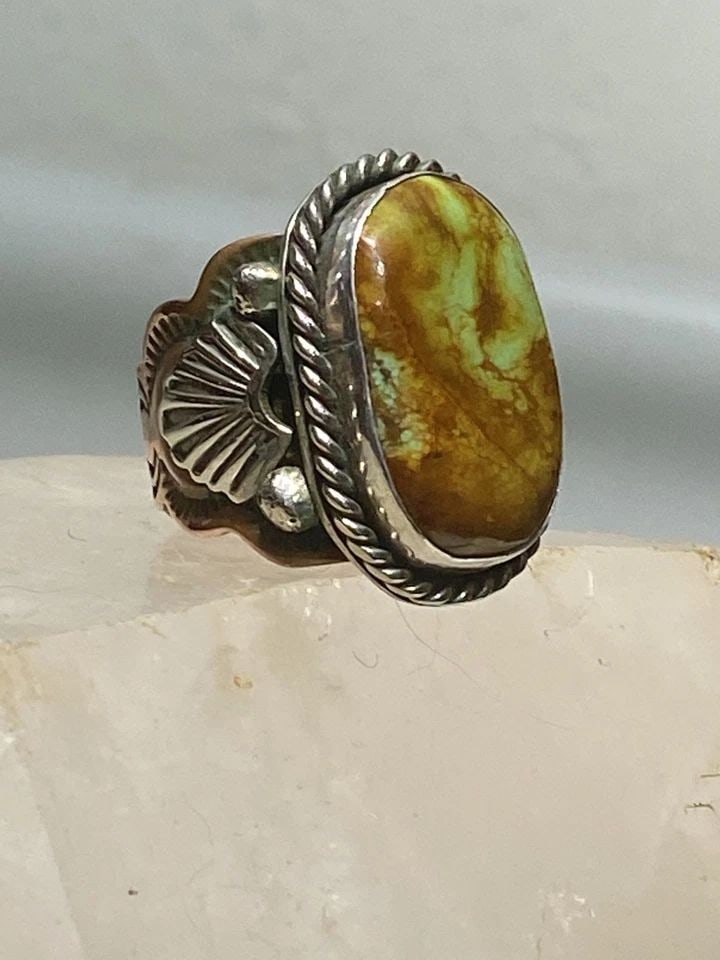 TURQUOISE RING NAVAJO STERLING SILVER COPPER WOMEN MEN: TURQUOISE RING NAVAJO STERLING SILVER COPPER WOMEN MEN Turquoise ring Navajo sterling silver copper women men Size. 10.75 Between a size 10.75 and a size 11 Signed AC Weight 18.1g Length. 1. 1/4" Widt