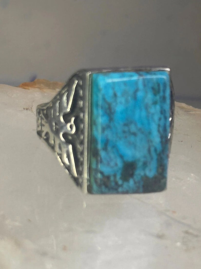 NAVAJO PHOENIX RING MUDMAN TURQUOISE SIZE 11 STERLING SILVER WOMEN MEN: NAVAJO PHOENIX RING MUDMAN TURQUOISE SIZE 11 STERLING SILVER WOMEN MEN Navajo Phoenix ring mudman Turquoise size 11 sterling silver women men Size 11 Weight 10.2g Length 3/4" Width 1/2" Thinnest part 