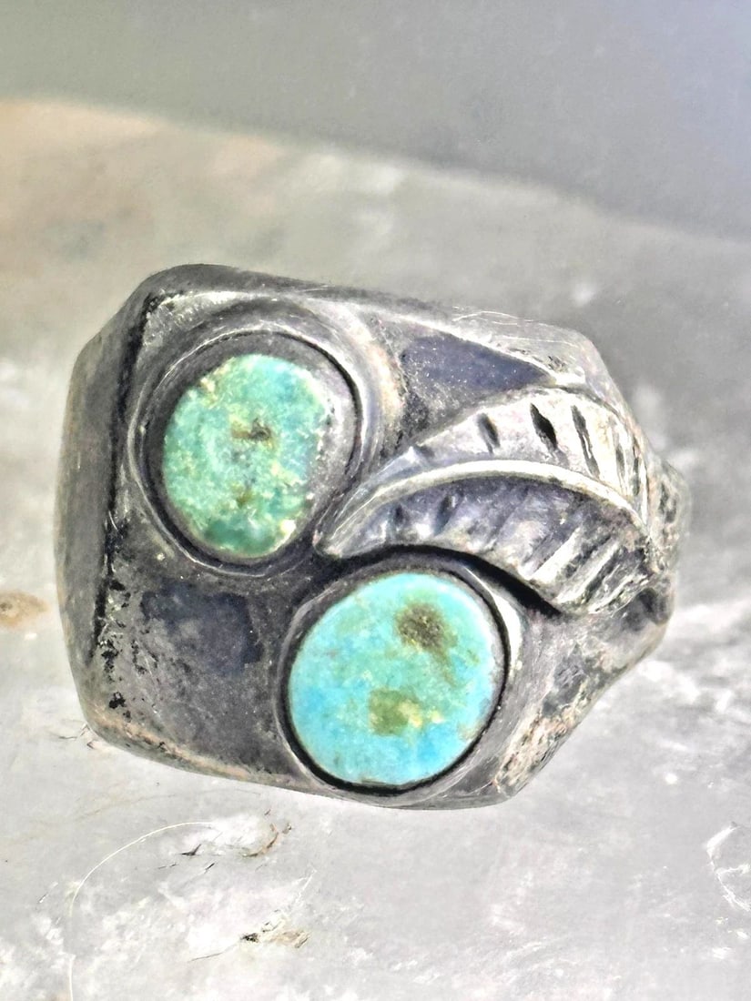NAVAJO RING TURQUOISE BAND LEAF VINTAGE STERLING SILVER SIZE 10.25 WOMEN MEN: NAVAJO RING TURQUOISE BAND LEAF VINTAGE STERLING SILVER SIZE 10.25 WOMEN MEN Navajo ring turquoise band leaf vintage sterling silver size 10.25 women men Size 10.25 Between a size 10.25 ad a size 10.5
