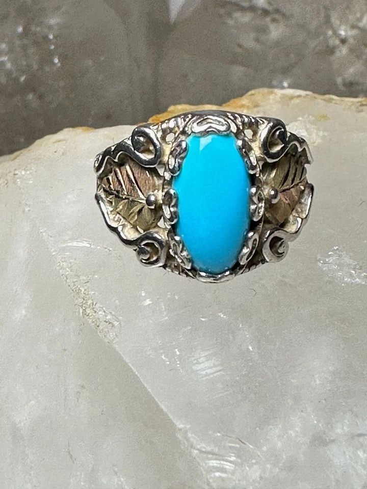 BLACK HILLS GOLD RING SIZE 6.75 TURQUOISE LEAVES BAND STERLING SILVER WOMEN: BLACK HILLS GOLD RING SIZE 6.75 TURQUOISE LEAVES BAND STERLING SILVER WOMEN Black Hills Gold ring size 6.75 turquoise leaves band sterling silver women Hard to Read - Tiny Stamping on inner band near 