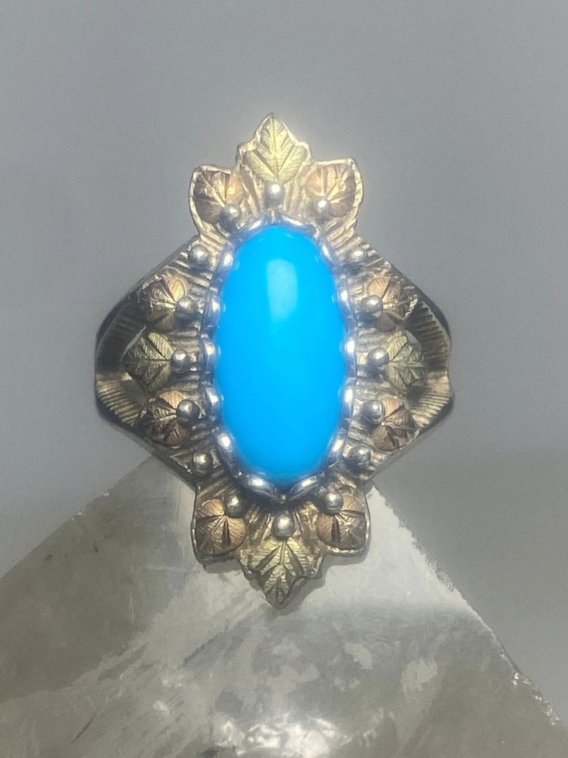 BLACK HILLS GOLD RING TURQUOISE STERLING SILVER FLORAL BAND PINKY WOMEN GIRLS: BLACK HILLS GOLD RING TURQUOISE STERLING SILVER FLORAL BAND PINKY WOMEN GIRLS Black Hills Gold Ring turquoise sterling silver floral band pinky women girls Signed CCO 12K Size 7 Weight 5.9g Length 1" 
