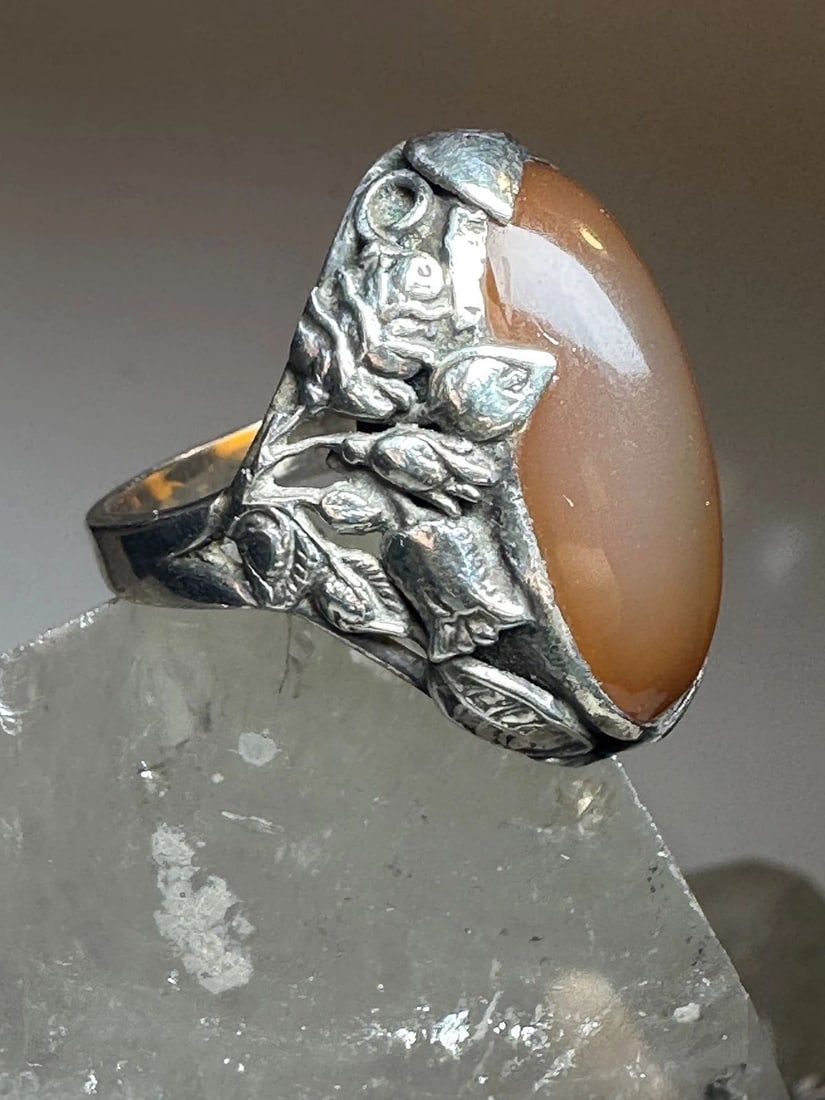 ART DECO RING LONG AMBER FLORAL SETTING SIZE 8.25 STERLING SILVER: ART DECO RING LONG AMBER FLORAL SETTING SIZE 8.25 STERLING SILVER Art Deco ring long amber floral setting size 8.25 sterling silver I leave the rings unpolished until I sell .. If the buyer wants the 