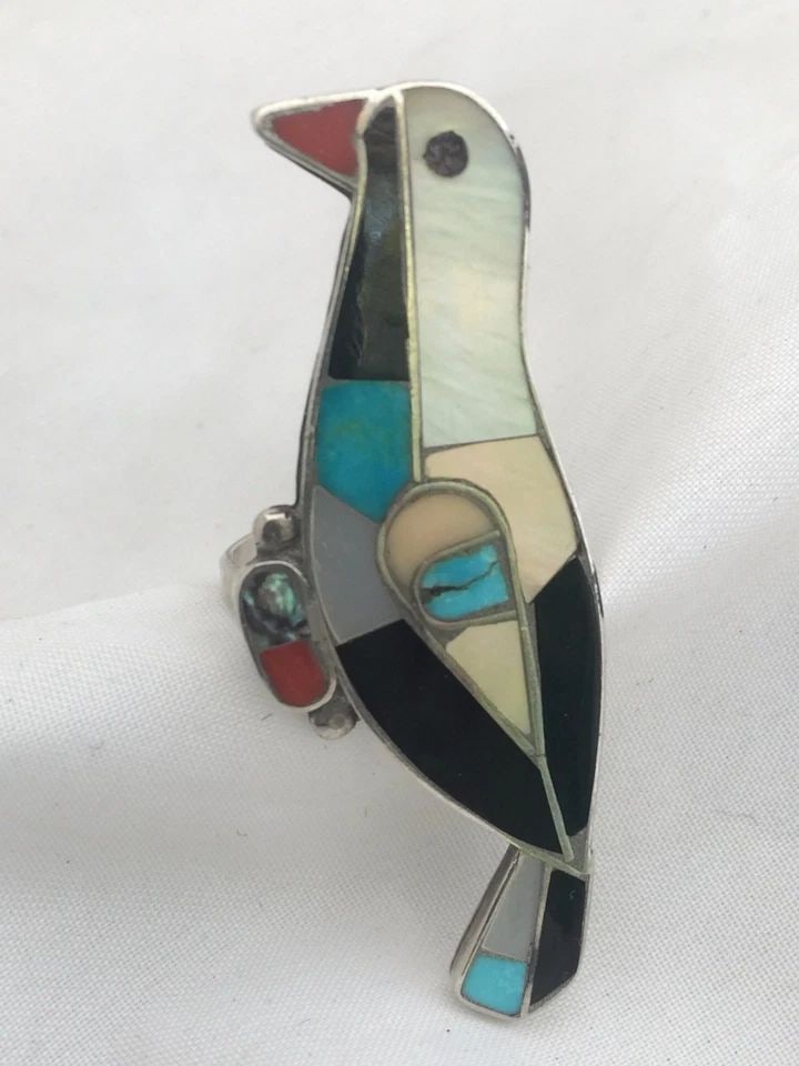 VINTAGE STERLING SILVER RING BIRD CORAL TURQUOISE MOP SIZE 8 SOUTHWEST TRIBAL: VINTAGE STERLING SILVER RING BIRD CORAL TURQUOISE MOP SIZE 8 SOUTHWEST TRIBAL Vintage Sterling Silver Ring Bird Coral Turquoise MOP Abalone Size 8 Weight 6.9g Length 2 1/32" Width 13/16" Free Fir