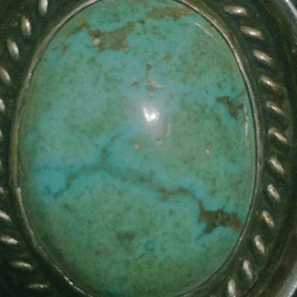VINTAGE STERLING SILVER SOUTHWEST TRIBAL RING TURQUOISE SIZE 12.25 21.8G: VINTAGE STERLING SILVER SOUTHWEST TRIBAL RING TURQUOISE SIZE 12.25 21.8G Vintage Turquoise Handmade Solid Ring Sterling Silver Southwest Ring Size 12.25 Between a Size 12.25 to a Size 12.50 Weight 21.