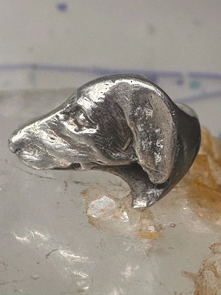 DACHSHUND RING SIZE 5.25 MINI DACHSHUND DOG HEAD BAND STERLING SILVER WOMEN GIR: DACHSHUND RING SIZE 5.25 MINI DACHSHUND DOG HEAD BAND STERLING SILVER WOMEN GIR Dachshund ring size 5.25 mini dachshund dog head band sterling silver women girls pinky Size 5.25 Weight 3.7g Width 1/2"