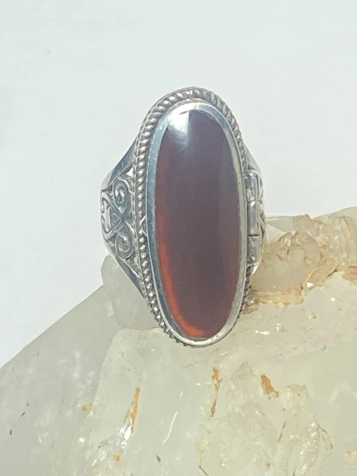 LONG POISON RING SOUTHWEST STERLING SILVER WOMEN GIRLS: LONG POISON RING SOUTHWEST STERLING SILVER WOMEN GIRLS long Poison ring southwest sterling silver women girls Size 6.75 Weight 15.3g Length. 1 1/8" Width. 7/16" Thinnest part 3/16"