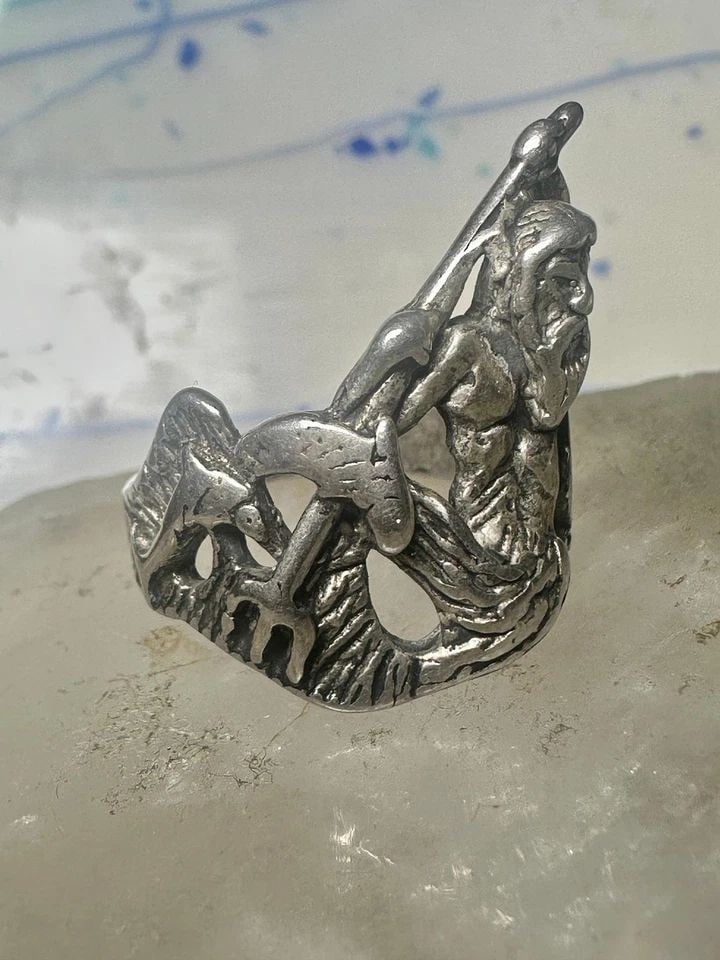 TRITON RING BIKER BAND STERLING SILVER SEA GOD TRITON MERMAN,THE SON OF SEA GOD: TRITON RING BIKER BAND STERLING SILVER SEA GOD TRITON MERMAN,THE SON OF SEA GOD Triton ring biker band sterling silver Sea God Triton merman son of sea god Poseidon Amphitrite. size 10 Size 10 Weight 