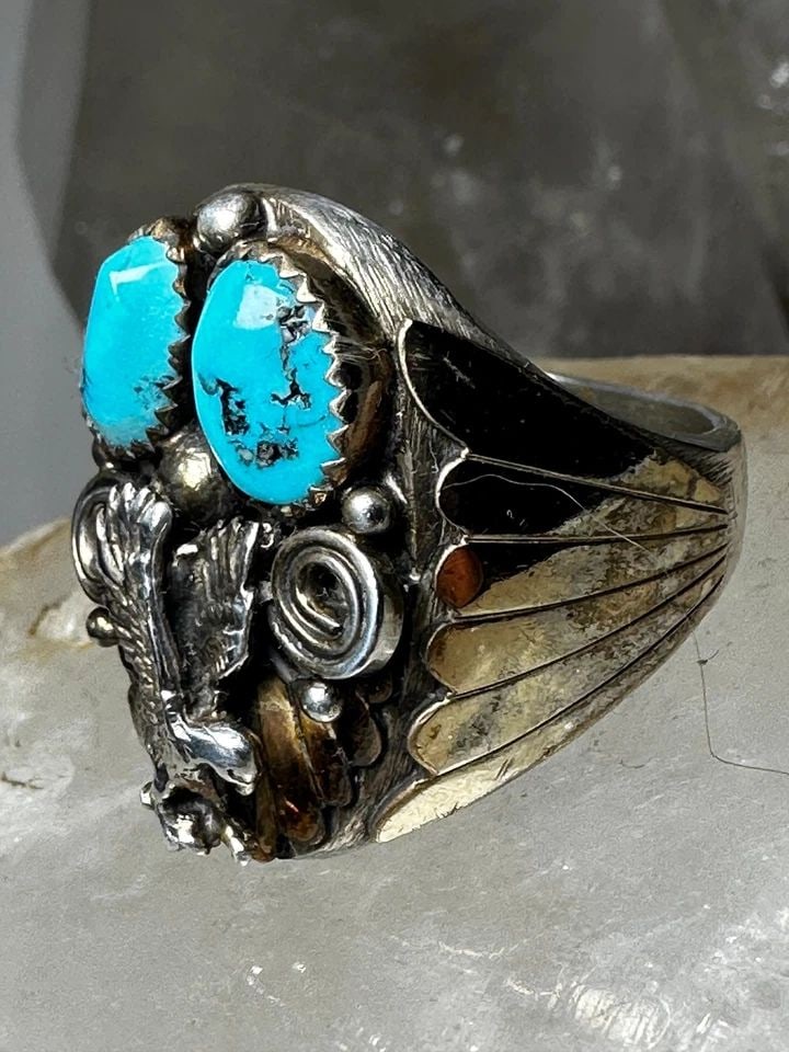 EAGLE RING SIZE 12 NAVAJO SIGNED AL TURQUOISE STERLING SILVER WOMEN MEN: EAGLE RING SIZE 12 NAVAJO SIGNED AL TURQUOISE STERLING SILVER WOMEN MEN Eagle ring size 12 Navajo turquoise signed AL sterling silver women men Size 12 Between a size 12 and a size 12.25 Weight. 22.2g