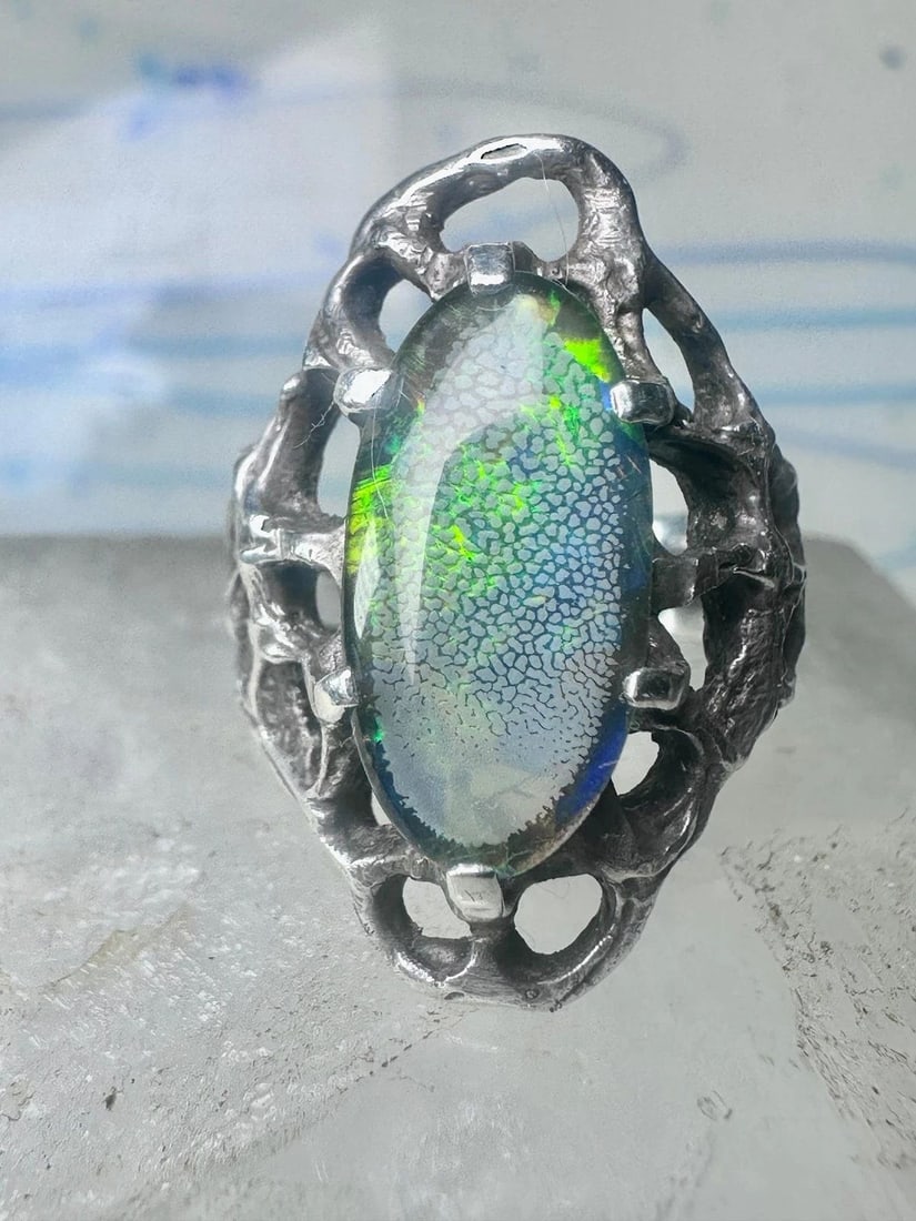 OPAL TRIPLET RING WEBBED BRUTALIST VINTAGE SIZE 6.25 STERLING SILVER WOMEN GIRLS: OPAL TRIPLET RING WEBBED BRUTALIST VINTAGE SIZE 6.25 STERLING SILVER WOMEN GIRLS Opal Triplet Ring webbed brutalist vintage size 6.25 sterling silver women girls Size 6.25 Weight. 6.2g Length 1" Width