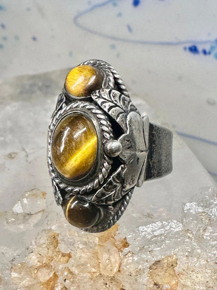 POISON RING TIGER EYE BAND BOHO SIZE 6.25 ADJUSTABLE STERLING SILVER WOMEN: POISON RING TIGER EYE BAND BOHO SIZE 6.25 ADJUSTABLE STERLING SILVER WOMEN Poison ring tiger eye band boho size 6.25 adjustable sterling silver women Size 6.25 adjustable to a variety of sizes Weight 