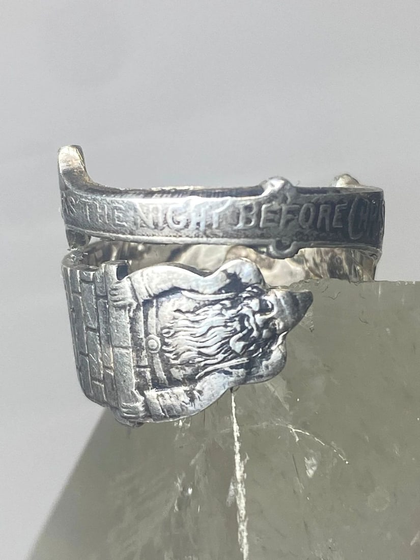 TWAS THE NIGHT BEFORE CHRISTMAS RING SIZE 5.50 SPOON BAND GORHAM STERLING SILVER: TWAS THE NIGHT BEFORE CHRISTMAS RING SIZE 5.50 SPOON BAND GORHAM STERLING SILVER Twas the night before Christmas ring spoon band Gorham sterling silver band I leave the rings unpolished until I sell .