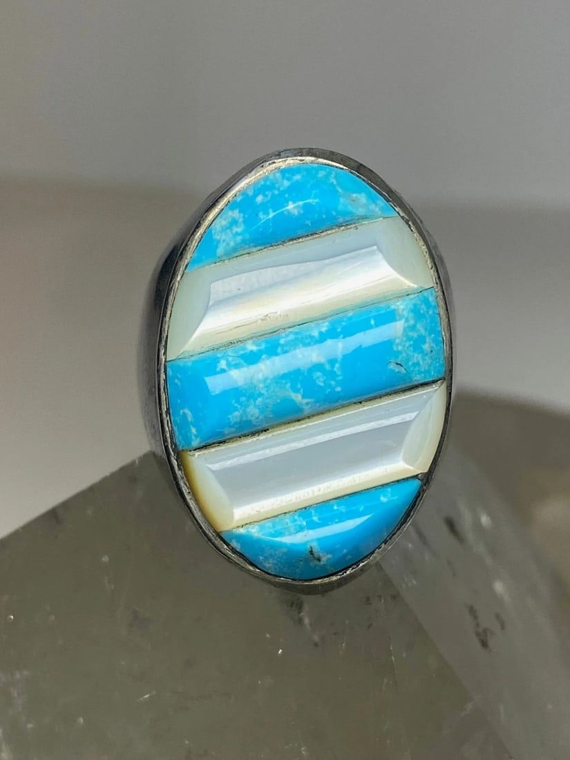 TURQUOISE RING MOTHER OF PEARL COBBLESTONE SOUTHWEST STERLING SILVER WOMEN MEN: TURQUOISE RING MOTHER OF PEARL COBBLESTONE SOUTHWEST STERLING SILVER WOMEN MEN Turquoise ring mother of pearl cobblestone southwest sterling silver women men Size 9.75 Between a size 9.75 and a size 1