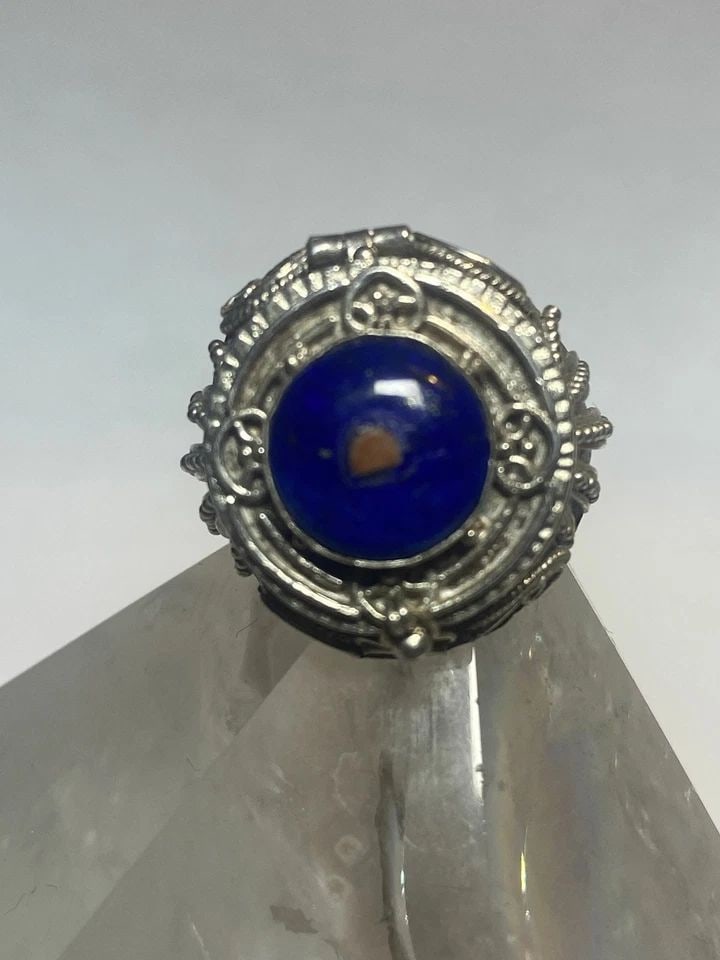 POISON RING SIZE 8 STERLING SILVER BLUE LAPIS LAZULI WOMEN GIRLS: POISON RING SIZE 8 STERLING SILVER BLUE LAPIS LAZULI WOMEN GIRLS Poison ring sterling silver blue lapis lazuli women girls Size 8 Weight 8.1g Widest 7/8" Thinnest back of band 3/16"