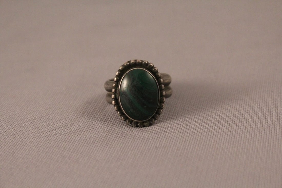 OLD PAWN NAVAJO MALACHITE RING SIZE 9 1/2: OLD PAWN NAVAJO MALACHITE RING SIZE 9 1/2 Item Description: 1" tall