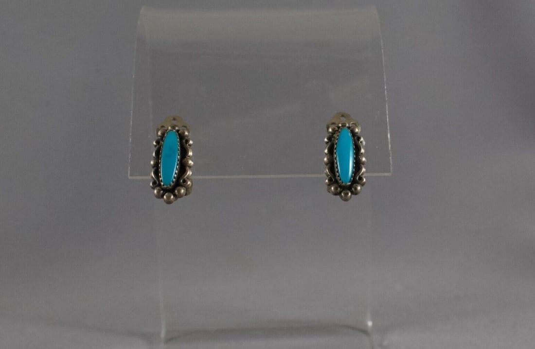 OLD PAWN NAVAJO SILVER AND TURQUOISE EARRINGS CLAMP ON .. (1 of 2)