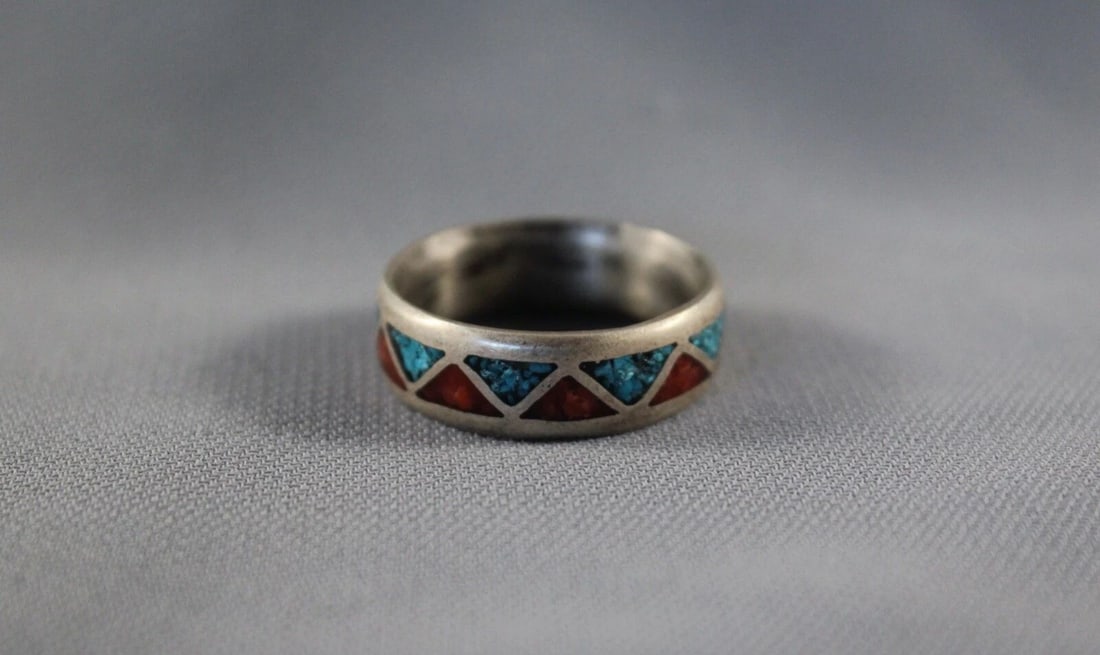 OLD PAWN NAVAJO STERLING SILVER AND TURQUOISE, CORAL RING SIZE 11: OLD PAWN NAVAJO STERLING SILVER AND TURQUOISE, CORAL RING SIZE 11 Item Description: 3/8” tall P