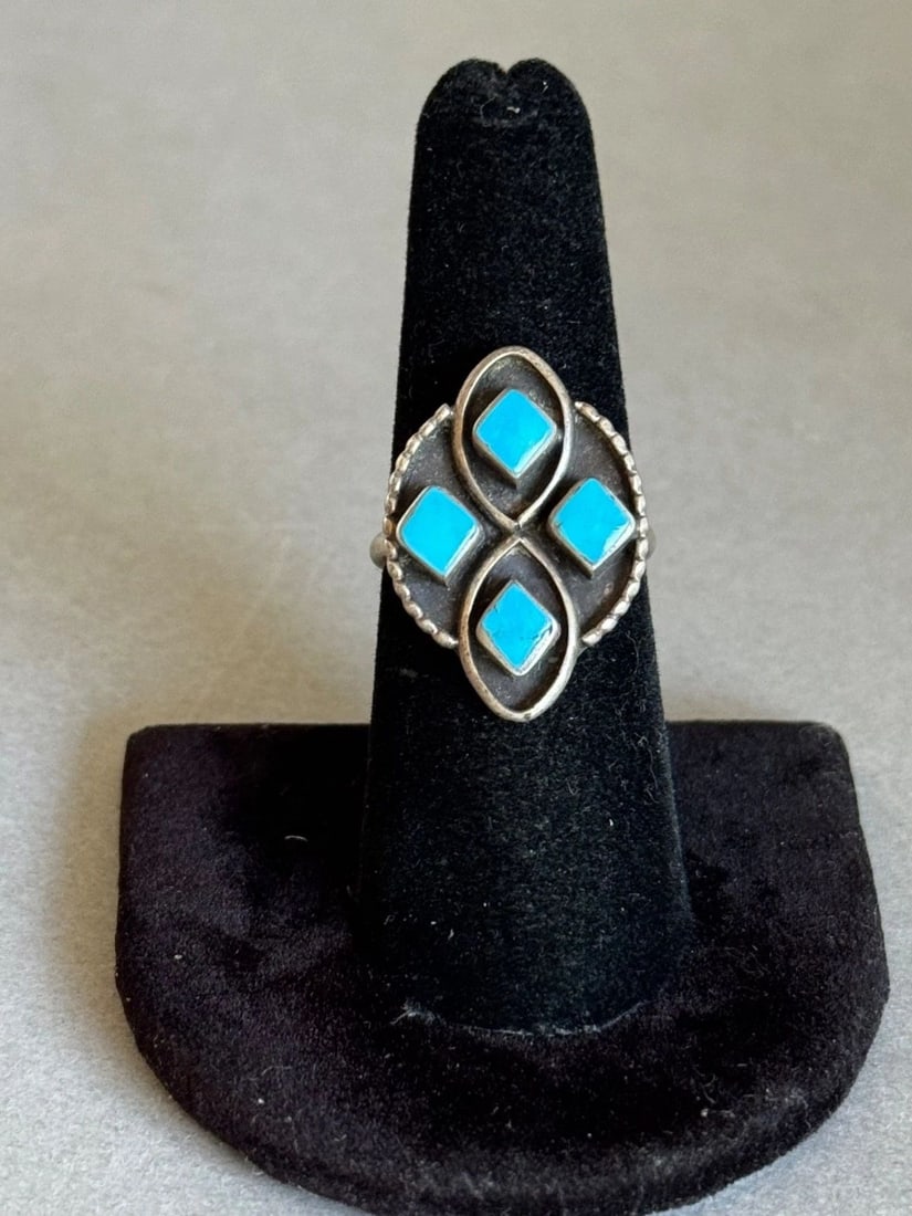 OLD PAWN ZUNI STERLING SILVER AND TURQUOISE RING SIGNED SIZE 6 3/4: OLD PAWN ZUNI STERLING SILVER AND TURQUOISE RING SIGNED SIZE 6 3/4 Old Pawn Zuni Sterling Silver and Turquoise Ring Signed Size 6 3/4 1" Tall