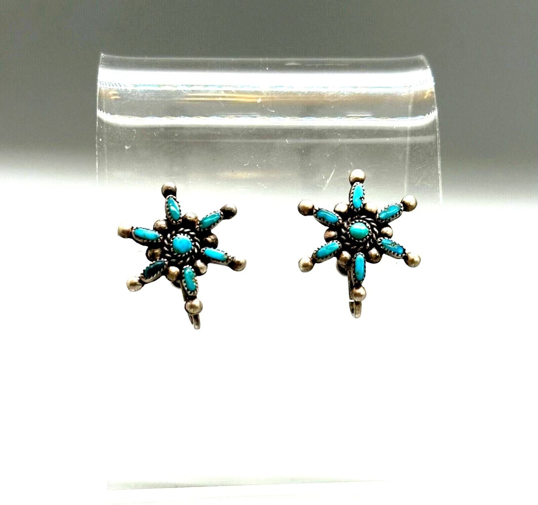 OLD PAWN ZUNI TURQUOISE STERLING SILVER EARRINGS SCREW BACK: OLD PAWN ZUNI TURQUOISE STERLING SILVER EARRINGS SCREW BACK Item Description: 3/4 "
