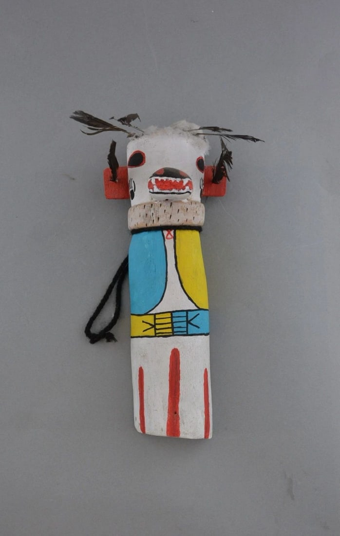 VINTAGE HOPI FLAT KACHINA DOLL - 7 1/2" TALL COTTONWOOD (1 of 2)