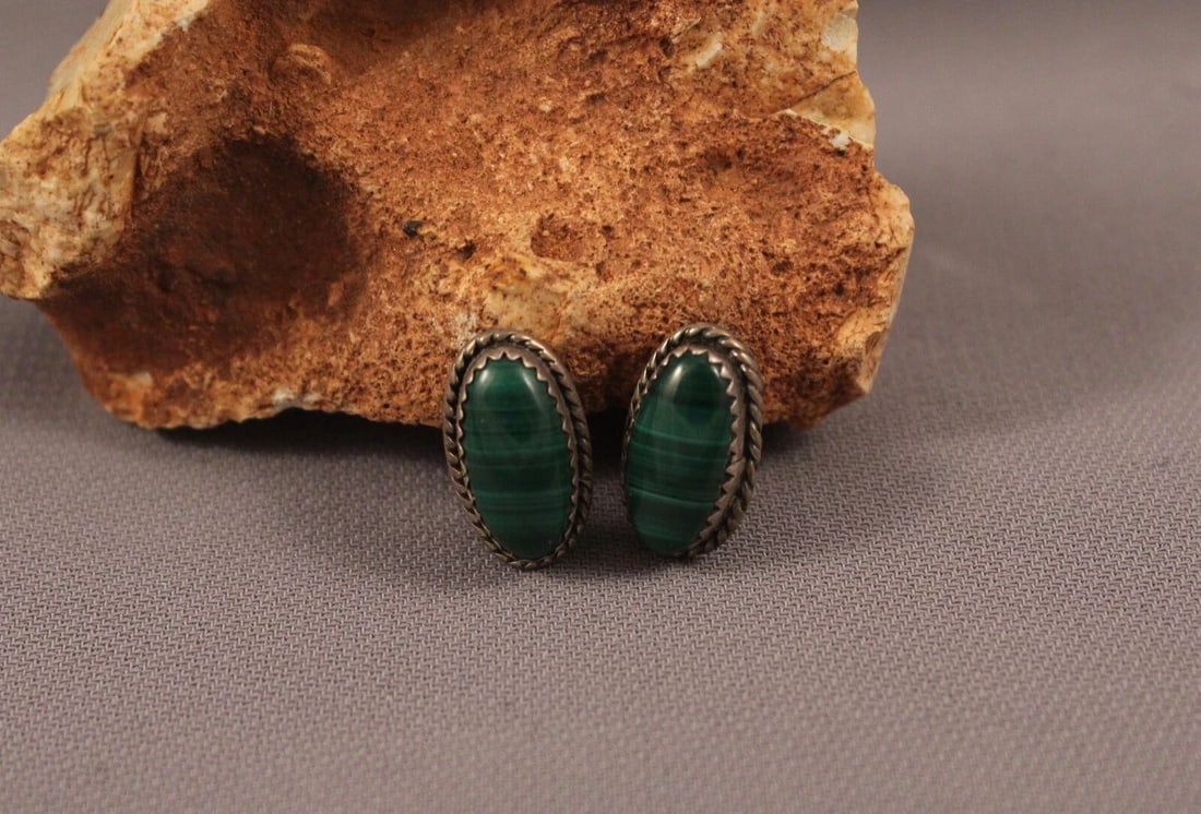 VINTAGE NAVAJO SILVER AND MALACHITE EARRINGS -: VINTAGE NAVAJO SILVER AND MALACHITE EARRINGS - Item Description: 5/8" length