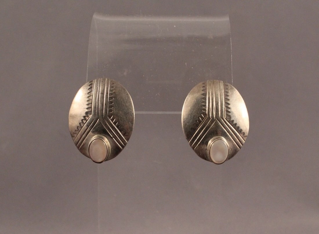VINTAGE NAVAJO SILVER AND SHELL EARRINGS: VINTAGE NAVAJO SILVER AND SHELL EARRINGS Item Description: 1 1/8" length From top of wire to bottom of earring ..