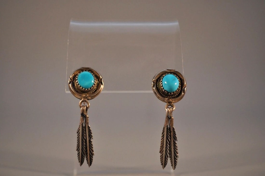 OLD PAWN STERLING SILVER TURQUOISE EARRINGS - FEATHERS -SCREW BACK - 1.75" DROP: OLD PAWN STERLING SILVER TURQUOISE EARRINGS - FEATHERS -SCREW BACK - 1.75" DROP Weight 4.45 Grams 1 3/4 " Tall