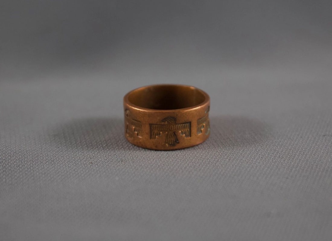 OLD PAWN COPPER NAVAJO RING SIZE 4 3/4 EAGLE FRED HARVEY: OLD PAWN COPPER NAVAJO RING SIZE 4 3/4 EAGLE FRED HARVEY Item Description: 3/8” tall P