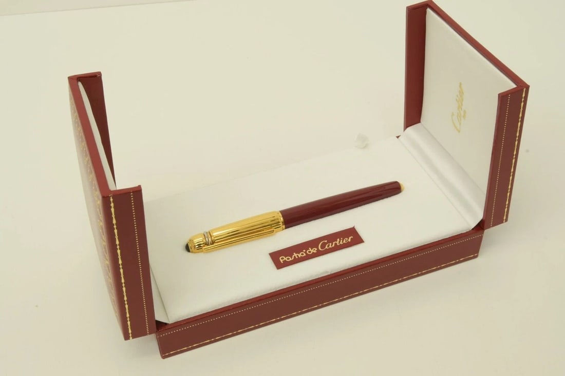 AUTHENTIC ST. PLUME PASHA DE CARTIER PEN GOLD 18K NIB LACQUER DESK COLLECTIBLE (1 of 2)