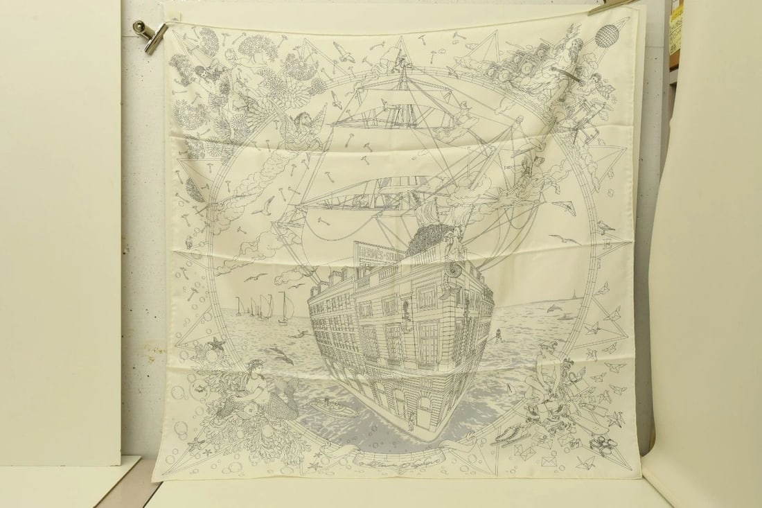 AUTHENTIC HERMES SCARF FLAGSHIP STORE FAUBOURG WHITE 90CM RYBALTCHENKO SILK: AUTHENTIC HERMES SCARF FLAGSHIP STORE FAUBOURG WHITE 90CM RYBALTCHENKO SILK Hermes Flagship Dimitri Rybaltchenko Faubourg Manufactured: France Height: 90cm (35.4 inch) Width: 90cm (35.4 inch) 100% Sil