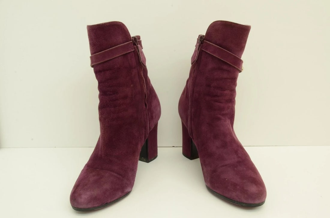 AUTHENTIC HERMES SUEDE BOOTS SHORT PURPLE KELLY TURNLOCK SP SHOES BLOCK HEELS: AUTHENTIC HERMES SUEDE BOOTS SHORT PURPLE KELLY TURNLOCK SP SHOES BLOCK HEELS Authentic Hermes Suede Boots Short Purple Kelly Turnlock SP Shoes Block Heels Authentic Hermes Suede Boots Short Purple Ke