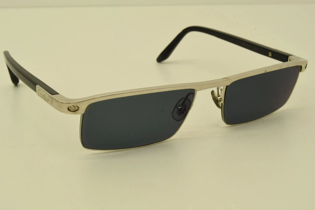 AUTHENTIC CARTIER DUMONT SUNGLASSES 54 18 140 DOT SANTOS SILVER TITANIUM FRAMES: AUTHENTIC CARTIER DUMONT SUNGLASSES 54 18 140 DOT SANTOS SILVER TITANIUM FRAMES Authentic Cartier Dumont Sunglasses 54 18 140 Dot Santos Silver Titanium Frames AUTHENTIC CARTIER DUMONT SUNGLASSES 54 1