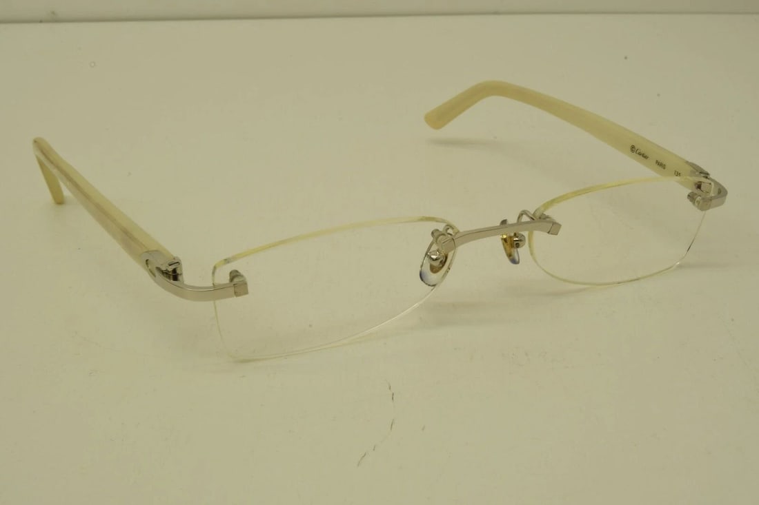 AUTHENTIC CARTIER WHITE GLOSS SUNGLASSES 52 18 135 SP RIMLESS C DECOR FRAMES: AUTHENTIC CARTIER WHITE GLOSS SUNGLASSES 52 18 135 SP RIMLESS C DECOR FRAMES Authentic Cartier White Gloss Sunglasses 52 18 135 SP Rimless C Decor Frames Authentic Cartier White Gloss Sunglasses 52 18