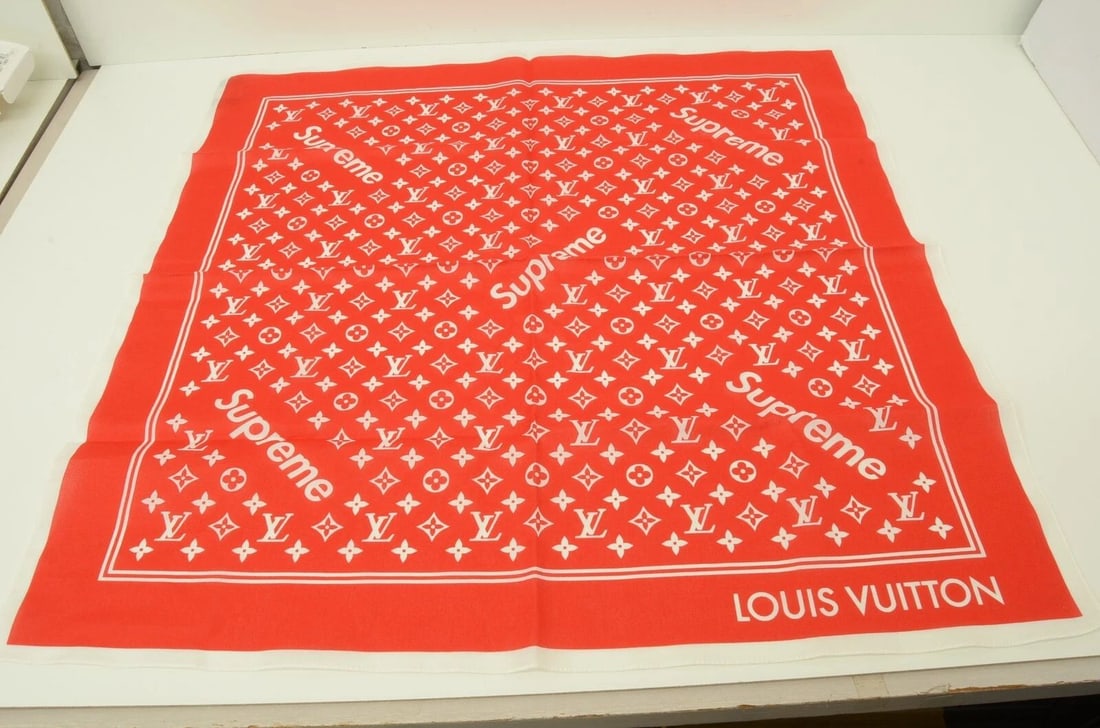 AUTHENTIC LOUIS VUITTON RED WHITE COTTON LV MONOGRAM SUPREME SCARF 55CM POCKET (1 of 2)