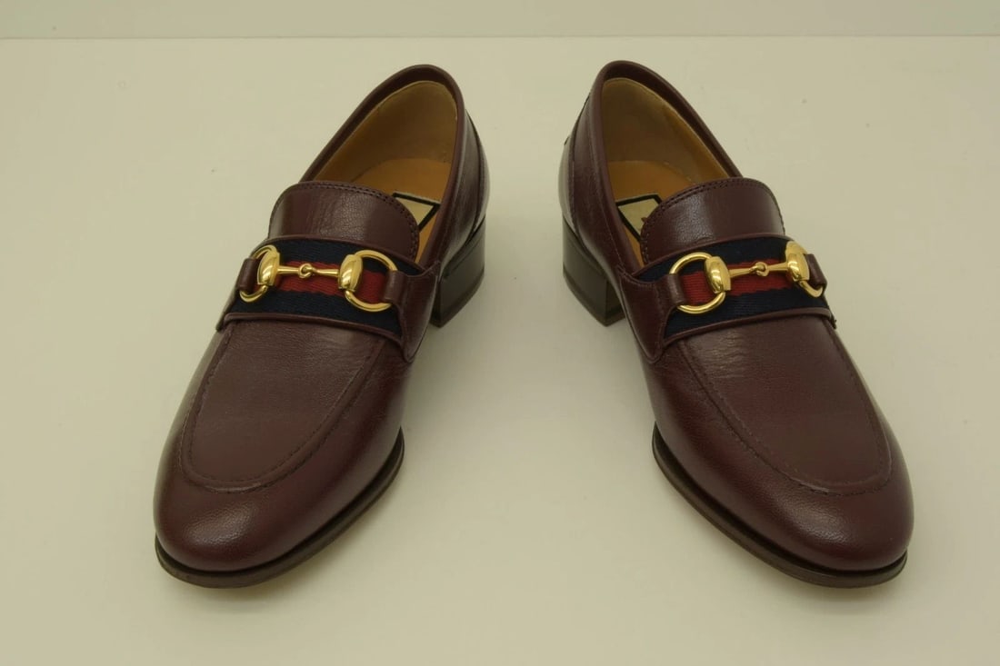 AUTHENTIC GUCCI SYLVIE STRIPE HORESBIT LOAFERS LEATHER BURGUNDY SHOES 36: AUTHENTIC GUCCI SYLVIE STRIPE HORESBIT LOAFERS LEATHER BURGUNDY SHOES 36 Authentic Gucci Sylvie Stripe Horesbit Loafers Leather Burgundy Shoes 36 Gucci Loafers Sylvie Stripe, Horesbit, Signature, Clas