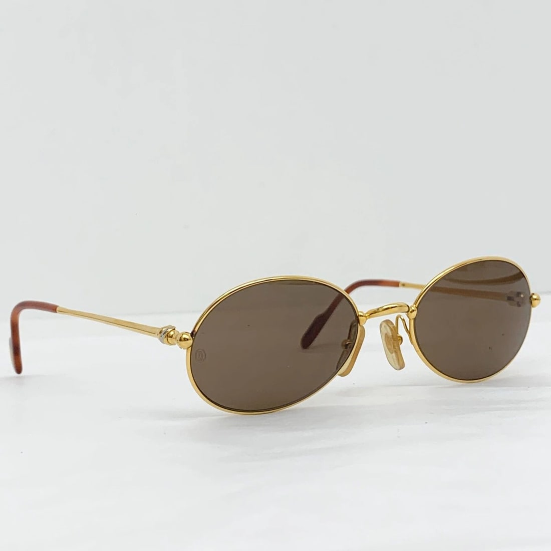 AUTHENTIC CARTIER SATURNE 51 19 135 GP VINTAGE OVAL SUNGLASSES TRINITY FRAMES: AUTHENTIC CARTIER SATURNE 51 19 135 GP VINTAGE OVAL SUNGLASSES TRINITY FRAMES AUTHENTIC CARTIER SATURNE 51 19 135 GP VINTAGE OVAL SUNGLASSES TRINITY FRAMES Lens Width: 51mm Bridge Width: 19mm Temple L