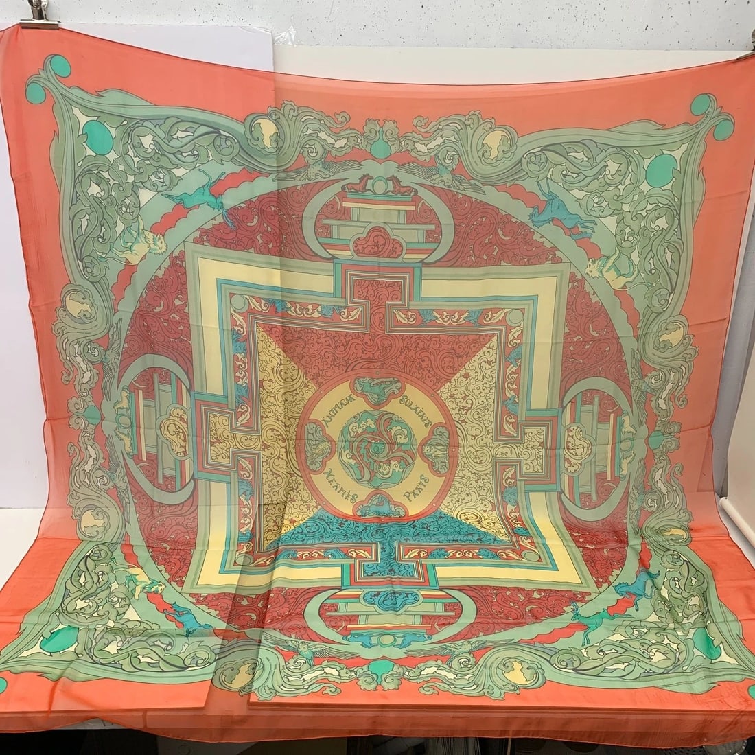 AUTHENTIC HERMES SCARF ANIMAUX SOLAIRES PAUWELS 90CM SILK CARRE VINTAGE 90S (1 of 2)