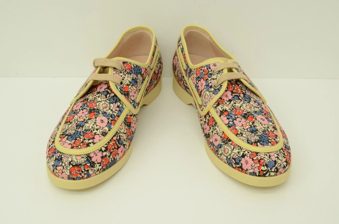 AUTHENTIC GUCCI MENS FLORAL PINK BLUE RED AGED CREAM SHOES STRIPE LOW TOP CASUAL (1 of 2)